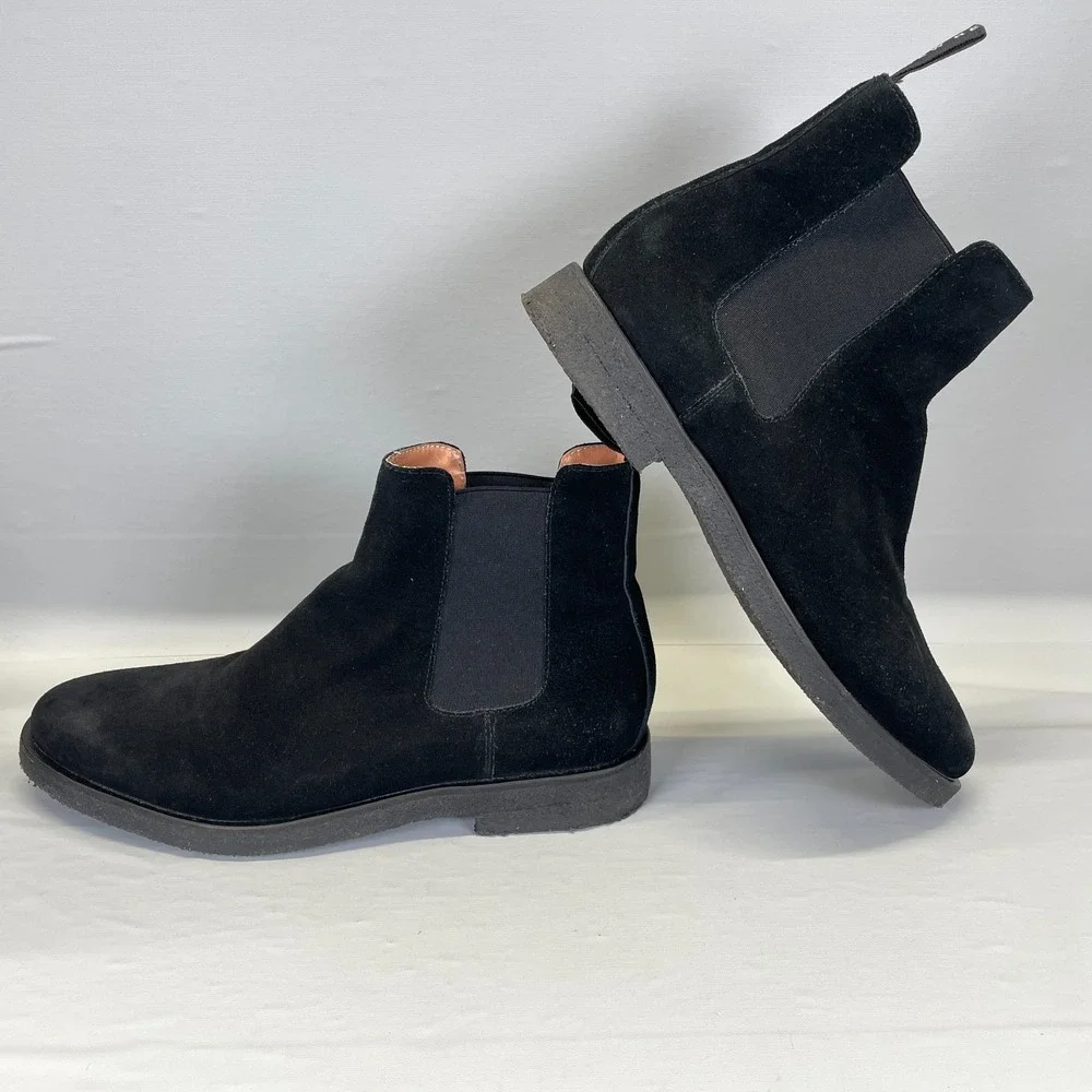New Republic Chelsea Boots Mens Size 9 Black Suede Pull On Crepe Sole Shoes
